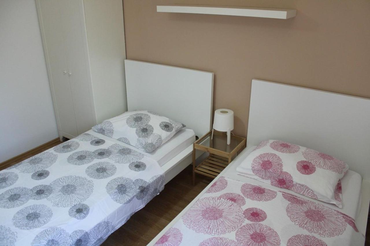 Apartment Mirta Pula Exterior photo